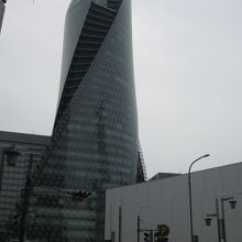 スパイラルタワーズ