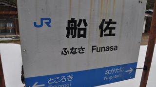路線バス乗場もあります