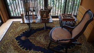 私生活では書をたしなんだり