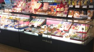 新宿中村屋 市川駅ビル売店