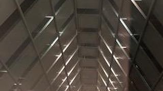 三角ビルとよばれています