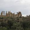 オリーブの里・古都メクネスの北方約３０ｋｍの大地に広がるモロッコ最大のローマ遺跡で、１９９７年に世界文化遺産に登録されました。