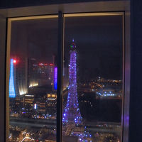 エッフェルタワールームからの眺め（夜）