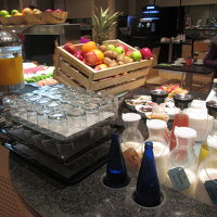 ドリンクとフルーツ