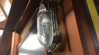 ２本だけレトロ仕様  【銀座線】