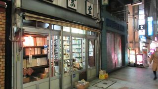 お店ごとに特徴があって、一軒一軒見て回ると相当時間がかかります。
