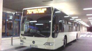 空港から市内へ