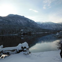 ボーヒン湖からフォーゲルスキー場を望む
