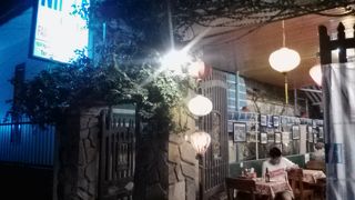 行く価値なし…