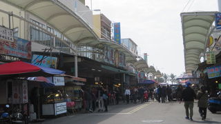 旗津老街の通り