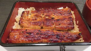 ホテルの２階にあります