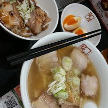 チャーシューが柔らかくて美味い