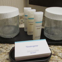 アミニティのシャンプーセット