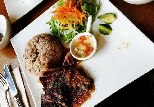 おしゃれなカフェのワンプレートランチは種類も豊富でどれもおいしくお勧めのお店です