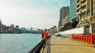隅田川テラスを蔵前橋・両国橋を渡って散歩