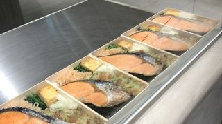 銀座シックスの地下のお弁当屋