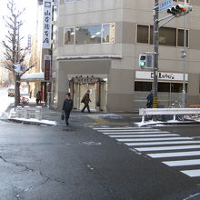 山本屋本店栄本町通り店