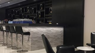 薄暗くて落ち着ける