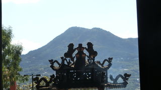 淡水老街の中にあるお寺です。