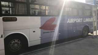 空港と市内間を結ぶ