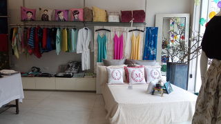 センスの良い広々としたお店