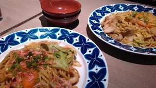 肉料理だけではない＊焼きそばもありました