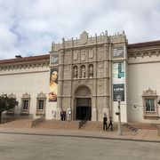 サンディエゴ美術館はバルボアパークにある美術館