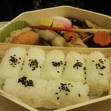 幕の内なごや（中身）