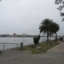 遊歩道があります