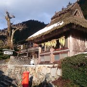 昭和レトロを感じる出雲湯村温泉を歩く