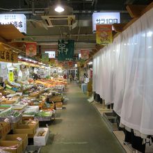 こちらは青果通り