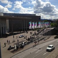 フライブルグ駅から見たノボテル