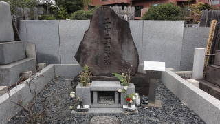 226事件の青年将校が眠っています