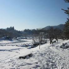 厳冬期は積雪に注意