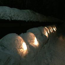 武家屋敷通りのミニかまくら