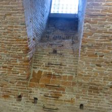 地下の部屋・・ちょっぴり怖かった。