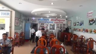 いつも通り米の麺を食べる