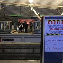 ブキッビンタン駅のホーム