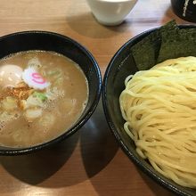 特製鶏白湯つけ麺 950円