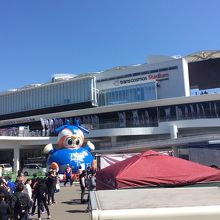 メインスタンド前