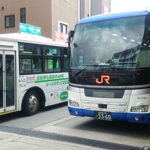 濃飛バスとJRバス