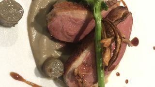 目黒川沿いのフレンチレストラン