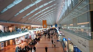 羽田空港の国内線ターミナル