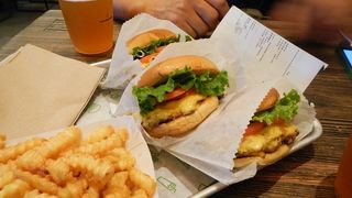 アンガス牛のハンバーガー！