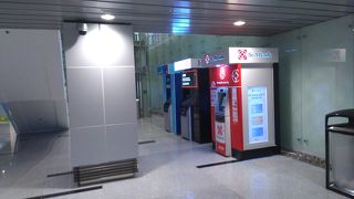 入国待ち時間なし