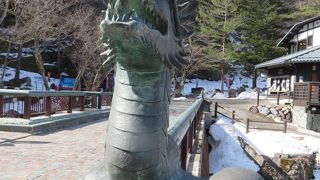 ドラゴンブルーの世界