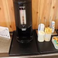 フロント階に無料のコーヒーサービスもありました