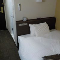 セミダブル二人で