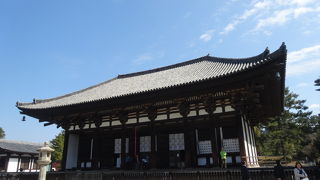 建物内は有料でした。