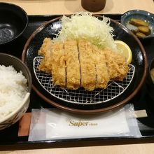 ロースかつ定食(並)